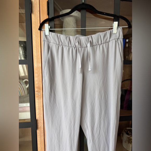 Lululemon On the Fly Pant Tall Silverscreen workout mid rise sweats joggers - Picture 4 of 9